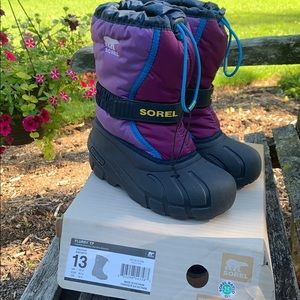 Girls Youth Sorel Flurry Snow Boot Size 13